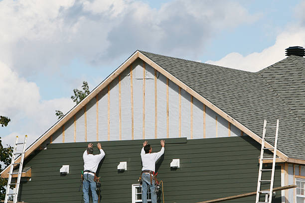 Professional Emergency Siding Repair technician working in Palmyra, IN
